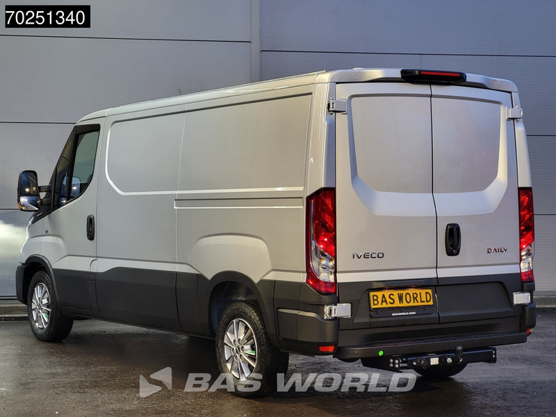 Iveco Daily 35S21 210PK 3.0L Automaat Laag dak L2H1 2025model 3.5t Trekhaak LED Navi ACC Camera 8m3 Airco Trekhaak - Dubă: Foto 5 Iveco Daily 35S21 210PK 3.0L Automaat Laag dak L2H1 2025model 3.5t Trekhaak LED Navi ACC Camera 8m3 Airco Trekhaak - Dubă: Foto 5