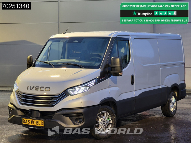 Iveco Daily 35S21 210PK 3.0L Automaat Laag dak L2H1 2025model 3.5t Trekhaak LED Navi ACC Camera 8m3 Airco Trekhaak - Dubă: Foto 1 Iveco Daily 35S21 210PK 3.0L Automaat Laag dak L2H1 2025model 3.5t Trekhaak LED Navi ACC Camera 8m3 Airco Trekhaak - Dubă: Foto 1