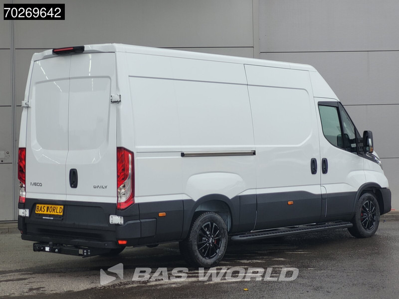 Iveco Daily 35S21 3.0L Automaat Black Edition 2025 model L2H2 Trekhaak Tacho ACC LED CarPlay Velgen Camera 12m3 Airco Trekhaak - Dubă: Foto 5 Iveco Daily 35S21 3.0L Automaat Black Edition 2025 model L2H2 Trekhaak Tacho ACC LED CarPlay Velgen Camera 12m3 Airco Trekhaak - Dubă: Foto 5