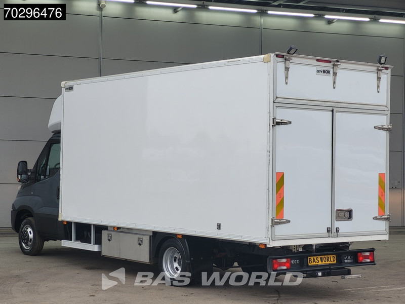 Iveco Daily 50C18 3.0L Automaat 3,5t Trekhaak Bakwagen Zijdeur Achterdeuren 180PK 5tons Navi Standkachel Euro6 Meubelbak Koffer Trekhaak - Autoutilitară box: Foto 2 Iveco Daily 50C18 3.0L Automaat 3,5t Trekhaak Bakwagen Zijdeur Achterdeuren 180PK 5tons Navi Standkachel Euro6 Meubelbak Koffer Trekhaak - Autoutilitară box: Foto 2