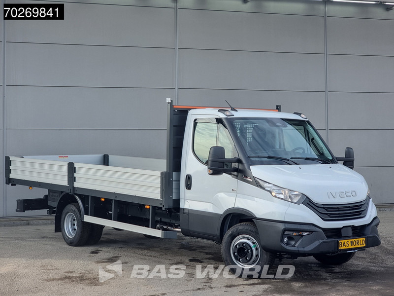 Iveco Daily 70C18 3.0L Automaat 525cm Open laadbak Trekhaak ACC Navi Airco Pickup Pritsche Airco Trekhaak - Autoutilitară cu platformă: Foto 3 Iveco Daily 70C18 3.0L Automaat 525cm Open laadbak Trekhaak ACC Navi Airco Pickup Pritsche Airco Trekhaak - Autoutilitară cu platformă: Foto 3