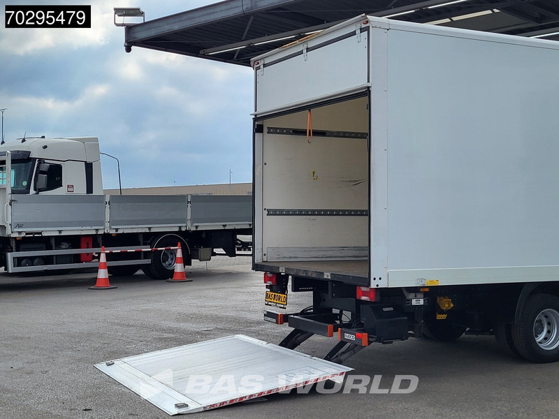 Iveco Daily 70C18 3.0L Automaat Laadklep 7tons 6meter Bakwagen Luchtvering Airco Cruise Meubelbak Koffer 36m3 Airco Cruise control - Autoutilitară box: Foto 3 Iveco Daily 70C18 3.0L Automaat Laadklep 7tons 6meter Bakwagen Luchtvering Airco Cruise Meubelbak Koffer 36m3 Airco Cruise control - Autoutilitară box: Foto 3