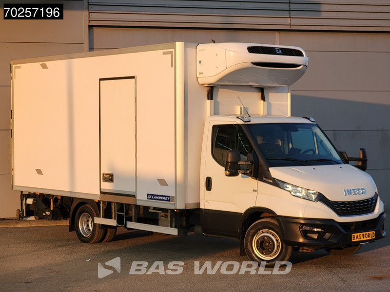 Iveco Daily 72C21 3.0L Koelwagen Laadklep Thermo King T-600R 380V Luchtvering Koelwagen Airco Cruise Camera Koeler Koel Kühlwagen 28m3 Airco - Autoutilitară frigorifica: Foto 3 Iveco Daily 72C21 3.0L Koelwagen Laadklep Thermo King T-600R 380V Luchtvering Koelwagen Airco Cruise Camera Koeler Koel Kühlwagen 28m3 Airco - Autoutilitară frigorifica: Foto 3