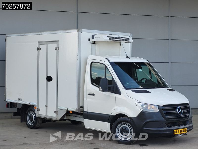 Mercedes-Benz Sprinter 314 CDI Koelwagen Automaat Bi temp Thermo King V-300 Max Koeler Koel Vries Vriezer Kühlkasten Airco - Autoutilitară frigorifica: Foto 3 Mercedes-Benz Sprinter 314 CDI Koelwagen Automaat Bi temp Thermo King V-300 Max Koeler Koel Vries Vriezer Kühlkasten Airco - Autoutilitară frigorifica: Foto 3