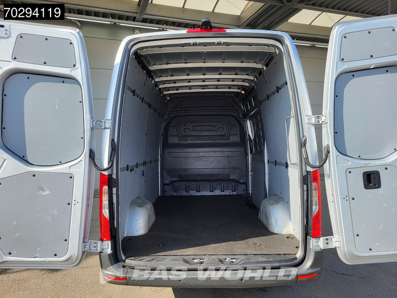 Mercedes-Benz Sprinter 315 CDI Automaat L2H2 150PK Airco Camera Parkeersensoren MBUX CarPlay Euro6 L2 12m3 Airco - Autoutilitară compactă: Foto 3 Mercedes-Benz Sprinter 315 CDI Automaat L2H2 150PK Airco Camera Parkeersensoren MBUX CarPlay Euro6 L2 12m3 Airco - Autoutilitară compactă: Foto 3