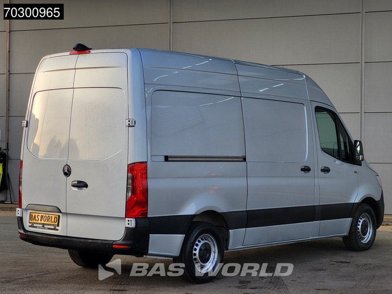 Mercedes-Benz Sprinter 315 CDI Automaat L2H2 150PK Airco Camera Parkeersensoren MBUX CarPlay Euro6 L2 Airco - Autoutilitară compactă: Foto 5 Mercedes-Benz Sprinter 315 CDI Automaat L2H2 150PK Airco Camera Parkeersensoren MBUX CarPlay Euro6 L2 Airco - Autoutilitară compactă: Foto 5