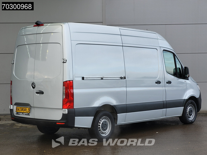 Mercedes-Benz Sprinter 315 CDI Automaat L2H2 150PK Airco Camera Parkeersensoren MBUX CarPlay Euro6 L2 Airco - Autoutilitară compactă: Foto 5 Mercedes-Benz Sprinter 315 CDI Automaat L2H2 150PK Airco Camera Parkeersensoren MBUX CarPlay Euro6 L2 Airco - Autoutilitară compactă: Foto 5