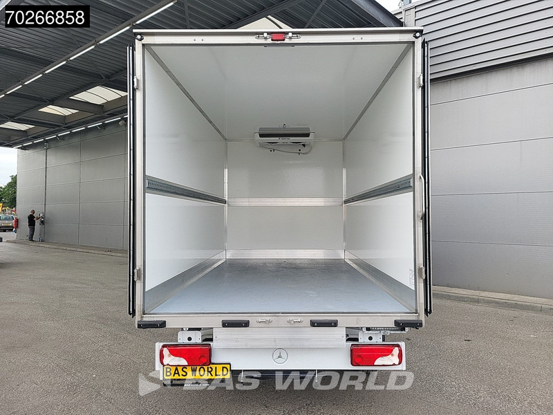 Mercedes-Benz Sprinter 315 CDI Koelwagen Achterdeuren Thermo King C-250 Airco MBUX CarPlay Koel Koeler Kühl Kühler Kühlwagen Kühlkoffer 17m3 Airco - Autoutilitară frigorifica: Foto 3 Mercedes-Benz Sprinter 315 CDI Koelwagen Achterdeuren Thermo King C-250 Airco MBUX CarPlay Koel Koeler Kühl Kühler Kühlwagen Kühlkoffer 17m3 Airco - Autoutilitară frigorifica: Foto 3