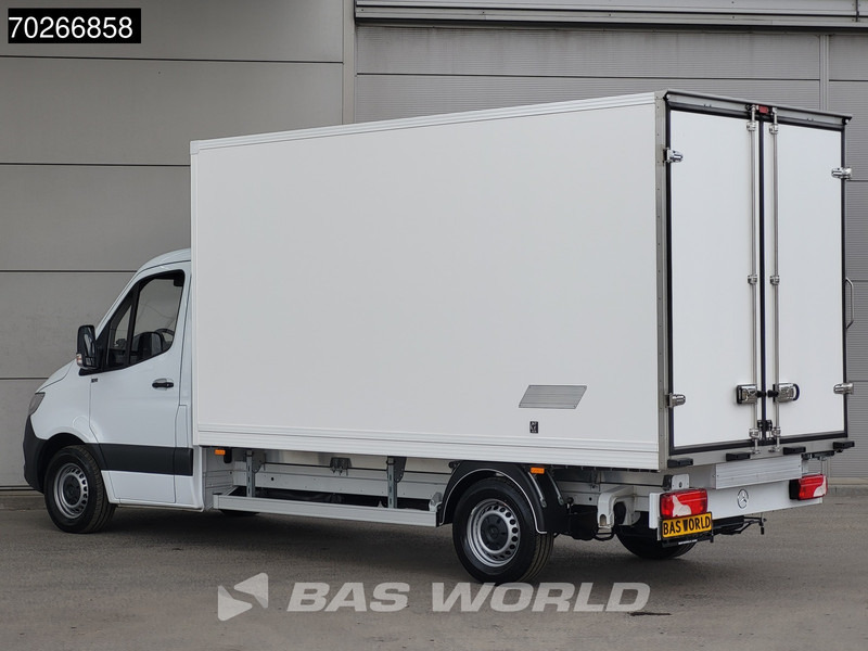 Mercedes-Benz Sprinter 315 CDI Koelwagen Achterdeuren Thermo King C-250 Airco MBUX Koel Koeler Kühl Kühler Kühlwagen Kühlkoffer 17m3 Airco - Autoutilitară frigorifica: Foto 2 Mercedes-Benz Sprinter 315 CDI Koelwagen Achterdeuren Thermo King C-250 Airco MBUX Koel Koeler Kühl Kühler Kühlwagen Kühlkoffer 17m3 Airco - Autoutilitară frigorifica: Foto 2