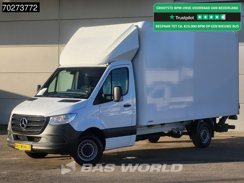 Mercedes-Benz Sprinter 317 CDI Automaat Bakwagen Laadklep Camera Airco Koffer Meubelbak 20m3 Airco - Autoutilitară box: Foto 1 Mercedes-Benz Sprinter 317 CDI Automaat Bakwagen Laadklep Camera Airco Koffer Meubelbak 20m3 Airco - Autoutilitară box: Foto 1