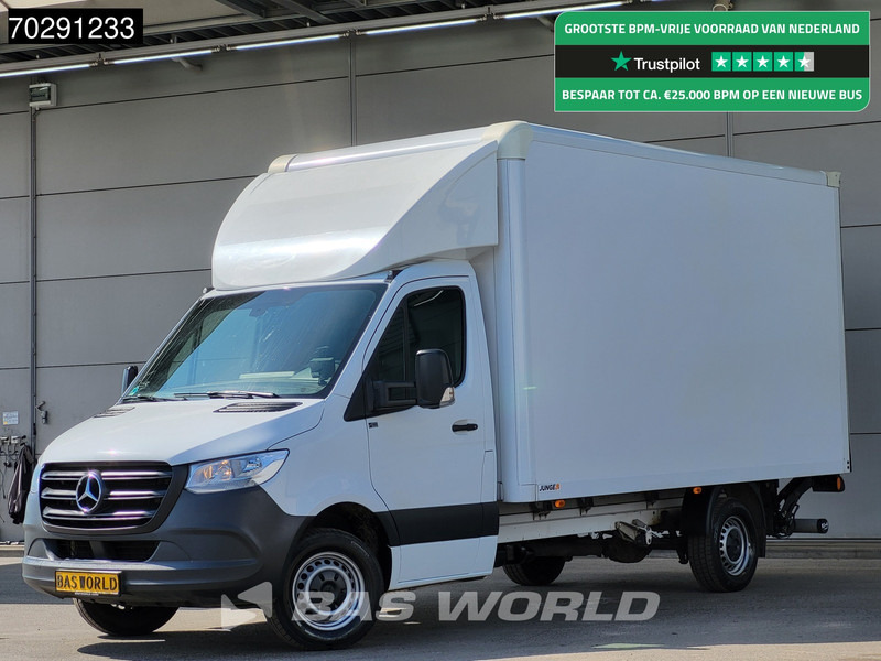 Mercedes-Benz Sprinter 317 CDI Automaat Bakwagen Laadklep Camera Airco Koffer Meubelbak 21m3 Airco - Autoutilitară box: Foto 1 Mercedes-Benz Sprinter 317 CDI Automaat Bakwagen Laadklep Camera Airco Koffer Meubelbak 21m3 Airco - Autoutilitară box: Foto 1