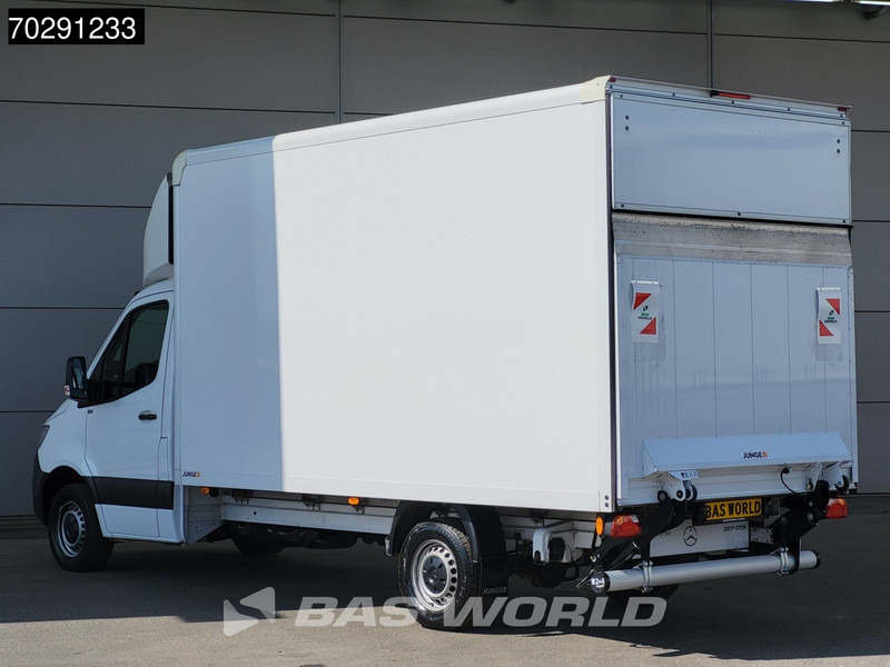 Mercedes-Benz Sprinter 317 CDI Automaat Bakwagen Laadklep Camera Airco Koffer Meubelbak 21m3 Airco - Autoutilitară box: Foto 2 Mercedes-Benz Sprinter 317 CDI Automaat Bakwagen Laadklep Camera Airco Koffer Meubelbak 21m3 Airco - Autoutilitară box: Foto 2