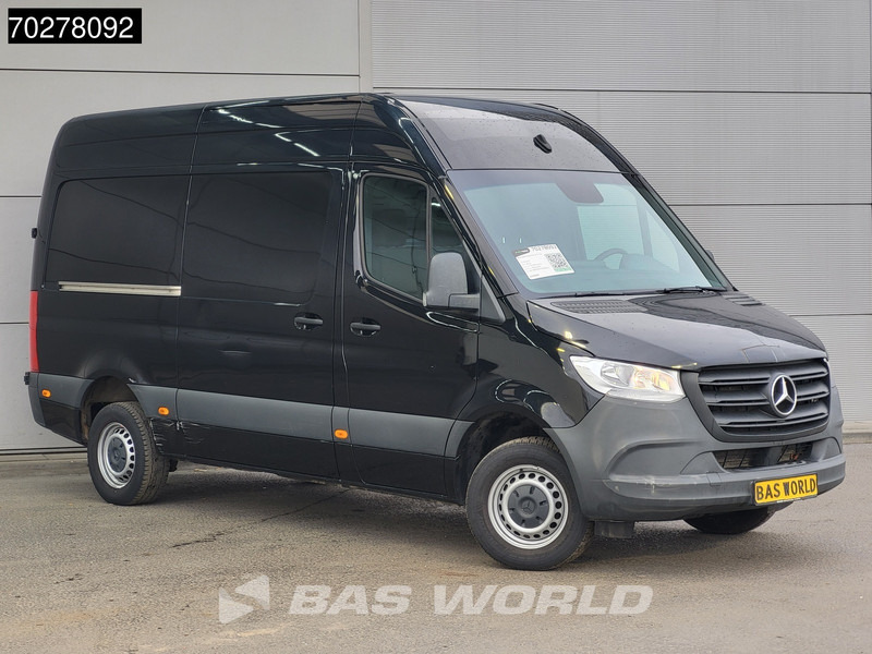 Mercedes-Benz Sprinter 317 CDI Automaat L2H2 3500KG Trekhaak 170PK Airco Camera MBUX CarPlay Euro6 L2 10m3 Airco Trekhaak - Dubă: Foto 5 Mercedes-Benz Sprinter 317 CDI Automaat L2H2 3500KG Trekhaak 170PK Airco Camera MBUX CarPlay Euro6 L2 10m3 Airco Trekhaak - Dubă: Foto 5