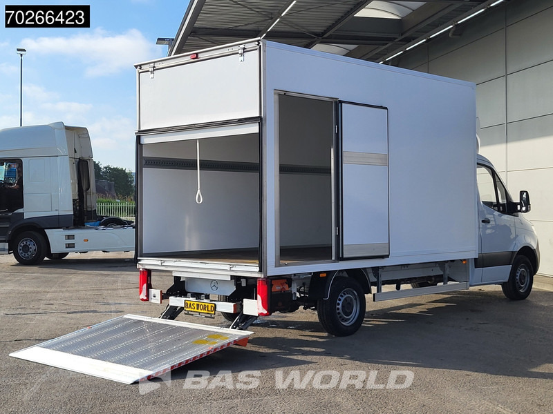 Mercedes-Benz Sprinter 317 CDI Automaat Laadklep Zijdeur Bakwagen Navi Airco Cruise MBUX Euro6 Meubelbak Koffer 12m3 Airco Cruise control - Autoutilitară box: Foto 3 Mercedes-Benz Sprinter 317 CDI Automaat Laadklep Zijdeur Bakwagen Navi Airco Cruise MBUX Euro6 Meubelbak Koffer 12m3 Airco Cruise control - Autoutilitară box: Foto 3