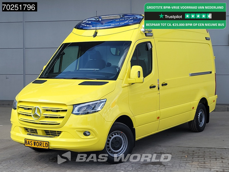 Mercedes-Benz Sprinter 319 CDI Automaat L2H2 New! Ambulance Ziekenwagen Rettungswagen Krankenwagen 10m3 Airco Cruise control - Ambulanță: Foto 1 Mercedes-Benz Sprinter 319 CDI Automaat L2H2 New! Ambulance Ziekenwagen Rettungswagen Krankenwagen 10m3 Airco Cruise control - Ambulanță: Foto 1