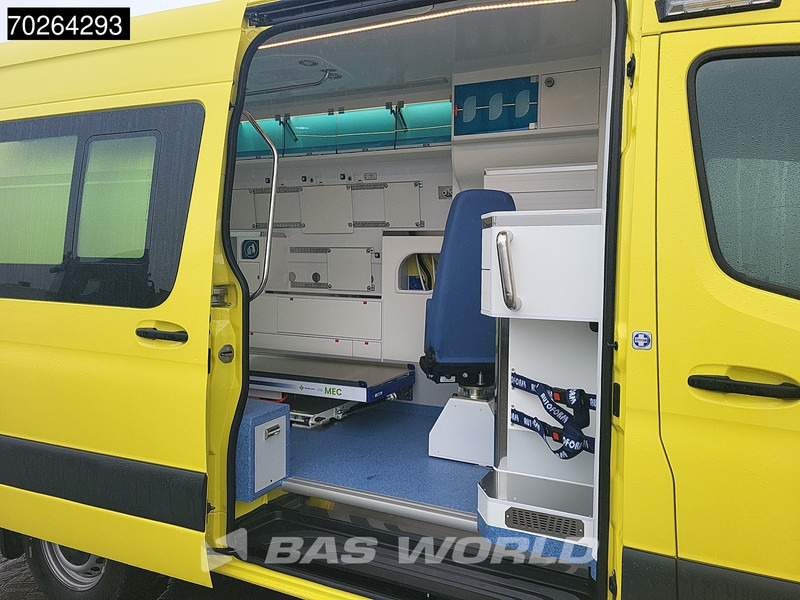 Mercedes-Benz Sprinter 319 CDI Automaat Nieuw! Complete Ambulance Ziekenwagen Rettungswagen Krankenwagen Airco - Ambulanță: Foto 5 Mercedes-Benz Sprinter 319 CDI Automaat Nieuw! Complete Ambulance Ziekenwagen Rettungswagen Krankenwagen Airco - Ambulanță: Foto 5