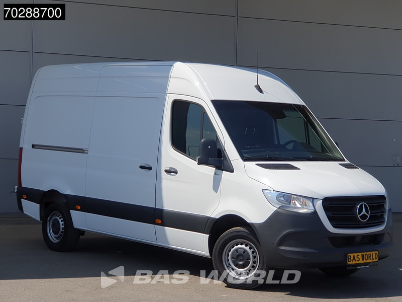 Mercedes-Benz Sprinter 319 CDI COMING SOON! Automaat L2H2 190PK Trekhaak Airco Camera Parkeersensoren Euro6 L2 12m3 Airco Trekhaak - Dubă: Foto 5 Mercedes-Benz Sprinter 319 CDI COMING SOON! Automaat L2H2 190PK Trekhaak Airco Camera Parkeersensoren Euro6 L2 12m3 Airco Trekhaak - Dubă: Foto 5