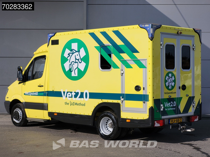 Mercedes-Benz Sprinter 519 CDI MARGE! 3.0L V6 Automaat 190PK Ambulance Trekhaak Airco Cruise APK 02-2026 Euro6 Rettungswagen Krankenwagen 13m3 Airco Tr - Ambulanță: Foto 2 Mercedes-Benz Sprinter 519 CDI MARGE! 3.0L V6 Automaat 190PK Ambulance Trekhaak Airco Cruise APK 02-2026 Euro6 Rettungswagen Krankenwagen 13m3 Airco Tr - Ambulanță: Foto 2
