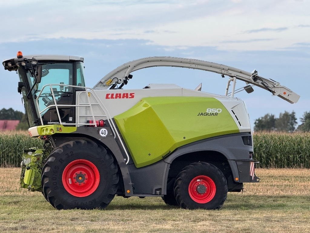 Claas Jaguar 850 Allrad + Kemper 360 PLUS - Combină de Recoltat Furaj: Foto 3 Claas Jaguar 850 Allrad + Kemper 360 PLUS - Combină de Recoltat Furaj: Foto 3