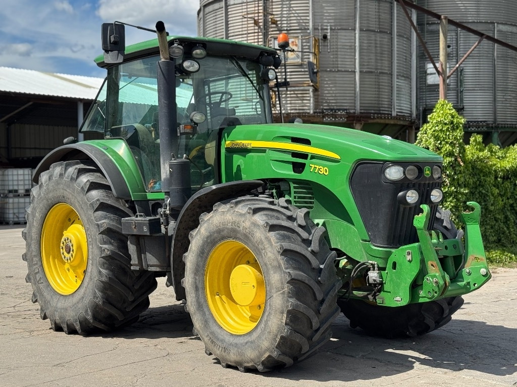 John Deere 7730 AQ - Tractor agricol: Foto 1 John Deere 7730 AQ - Tractor agricol: Foto 1