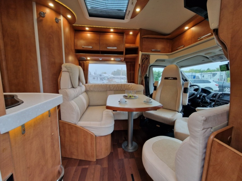 Carthago Chic C-Line T 4.3 - Autorulotă semi-integrată: Foto 5 Carthago Chic C-Line T 4.3 - Autorulotă semi-integrată: Foto 5