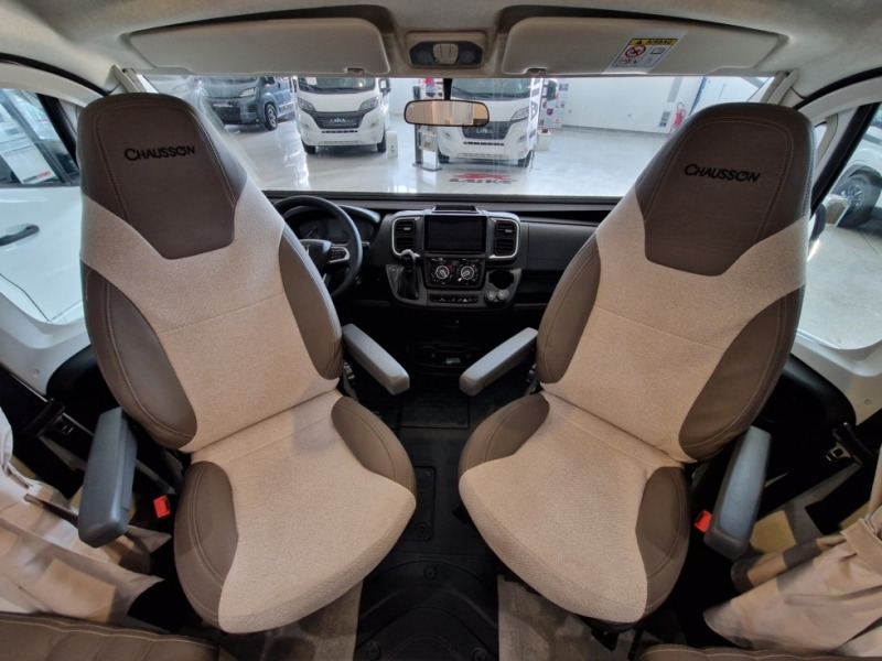 Chausson 640 Ultimate Line - Autorulotă semi-integrată: Foto 5 Chausson 640 Ultimate Line - Autorulotă semi-integrată: Foto 5