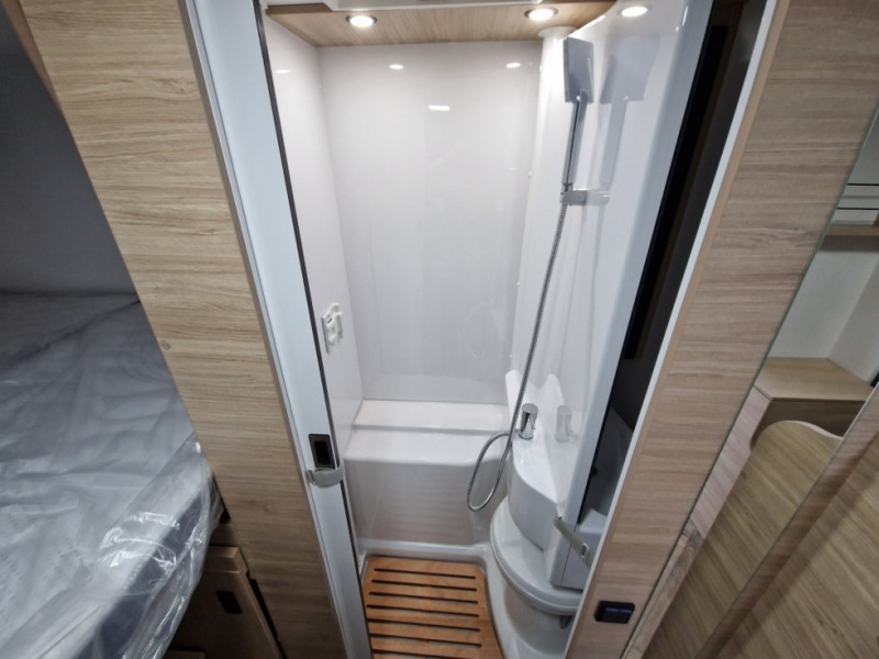 Autorulotă semi-integrată nou Chausson S514 Etape Line: Foto 12 Autorulotă semi-integrată nou Chausson S514 Etape Line: Foto 12