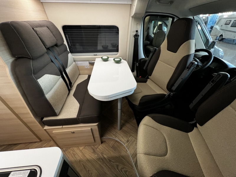 Chausson V594S First Line - Camper van: Foto 3 Chausson V594S First Line - Camper van: Foto 3