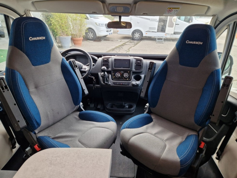 Chausson X550 - Autorulotă semi-integrată: Foto 5 Chausson X550 - Autorulotă semi-integrată: Foto 5
