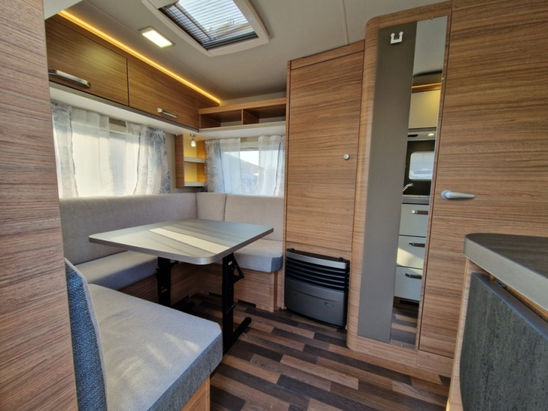 Weinsberg CaraOne 480 EU - Rulotă: Foto 4 Weinsberg CaraOne 480 EU - Rulotă: Foto 4