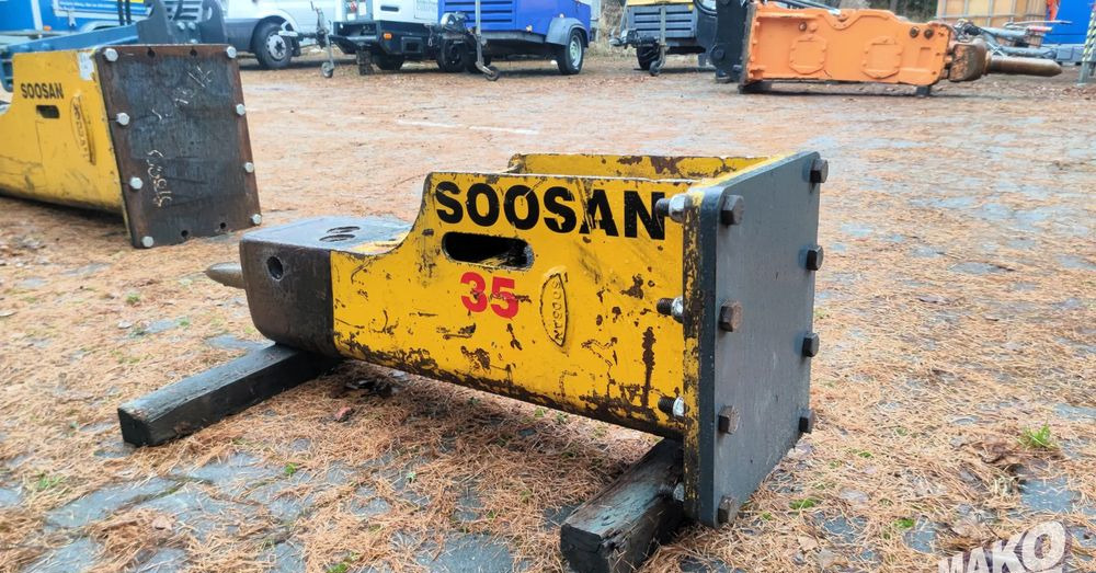 Młot hydrauliczny Soosan SQ35 230kg do koparki - Ataşament pentru Utilaje constructii: Foto 4 Młot hydrauliczny Soosan SQ35 230kg do koparki - Ataşament pentru Utilaje constructii: Foto 4