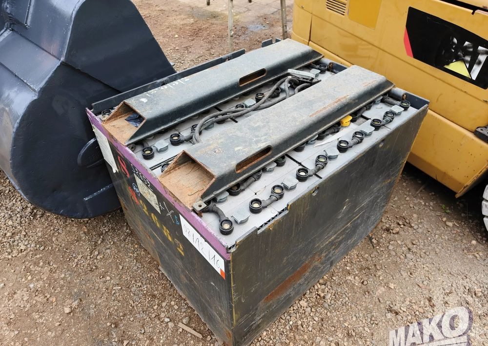 Caterpillar EP35K-PAC - Electrostivuitor: Foto 5 Caterpillar EP35K-PAC - Electrostivuitor: Foto 5