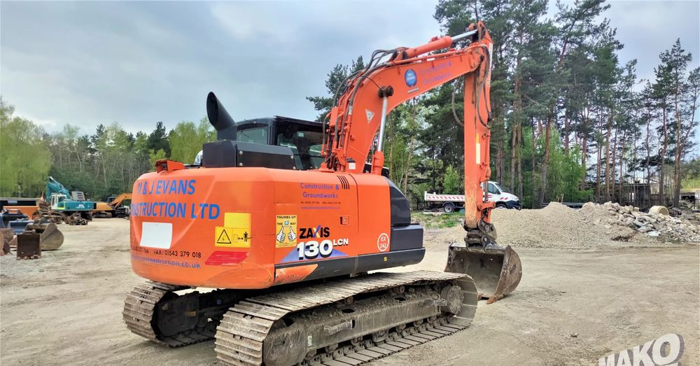 Hitachi ZX130 LCN-6 - Excavator pe şenile: Foto 4 Hitachi ZX130 LCN-6 - Excavator pe şenile: Foto 4