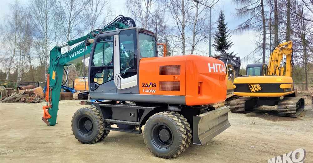 Hitachi ZX140W-3 - Excavator pe roţi: Foto 2 Hitachi ZX140W-3 - Excavator pe roţi: Foto 2