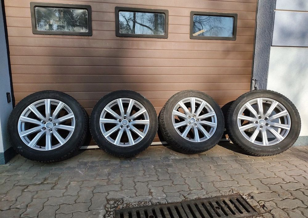 Koła felgi aluminiowe Audi Q8 SQ8 z oponami zimowymi Continental WinterContact TS850P 265/50 R20 H XL - Roată completă pentru Automobil: Foto 1 Koła felgi aluminiowe Audi Q8 SQ8 z oponami zimowymi Continental WinterContact TS850P 265/50 R20 H XL - Roată completă pentru Automobil: Foto 1
