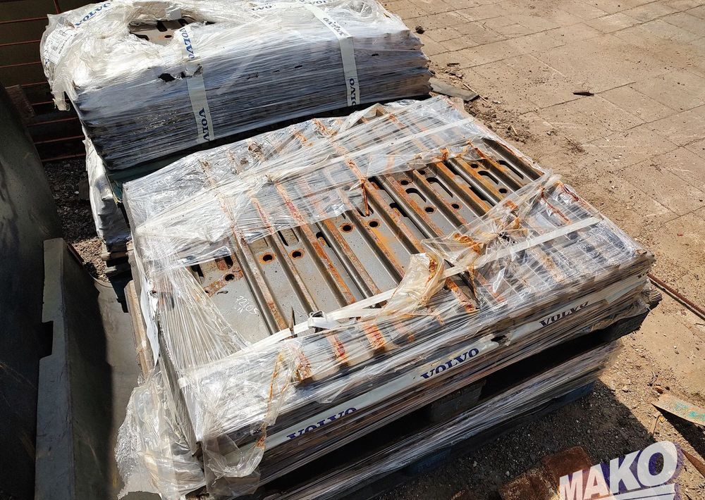 NOWE klepki płyty gąsienic Volvo 80cm 800mm - Senila pentru Utilaje constructii: Foto 5 NOWE klepki płyty gąsienic Volvo 80cm 800mm - Senila pentru Utilaje constructii: Foto 5