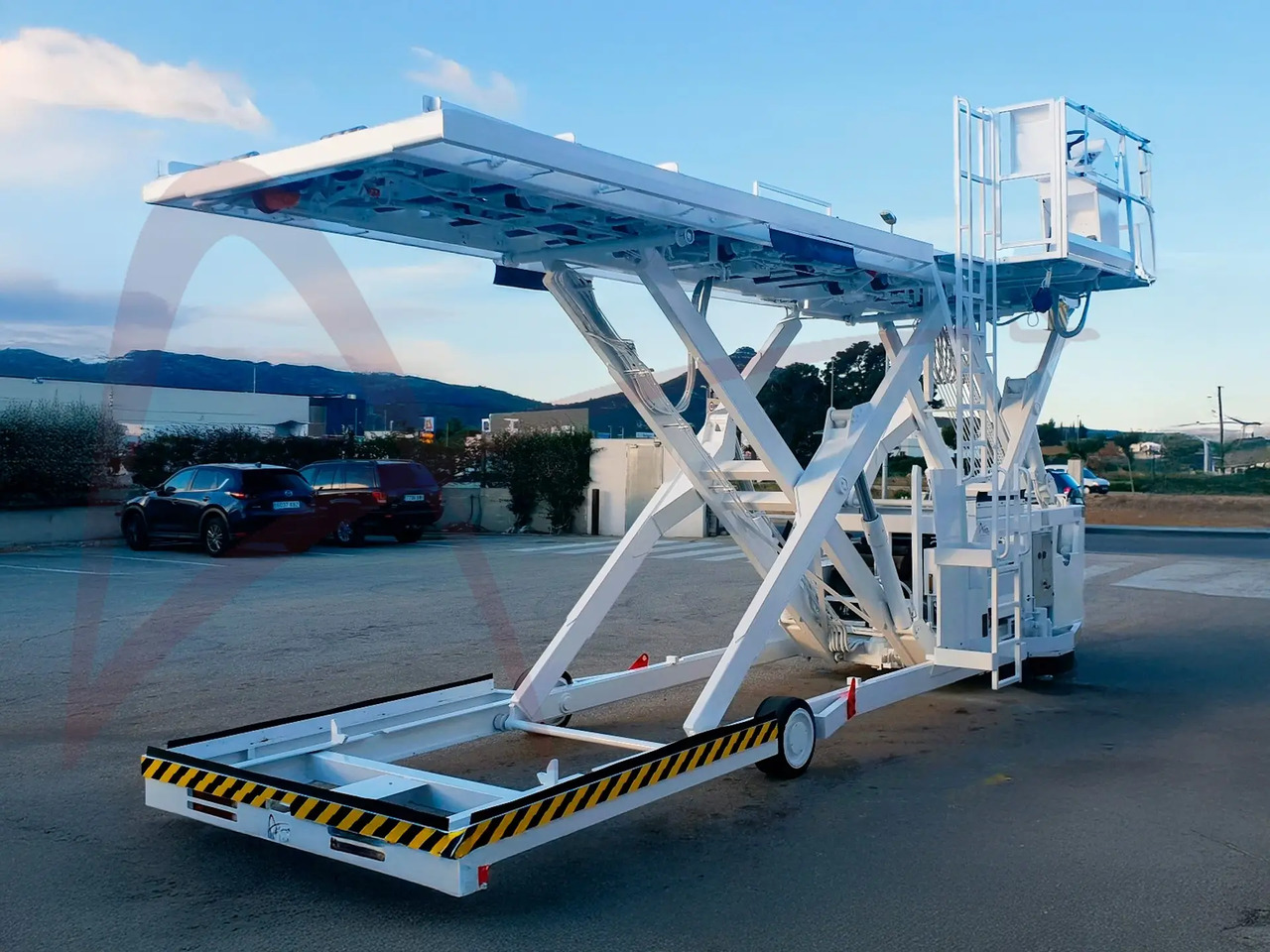 AIR MARREL LAM3500 - Încărcător de containere/ Palete: Foto 2 AIR MARREL LAM3500 - Încărcător de containere/ Palete: Foto 2