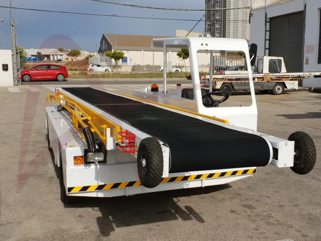 EINSA CDA-14 - Transportor cu bandă pentru avioane: Foto 5 EINSA CDA-14 - Transportor cu bandă pentru avioane: Foto 5