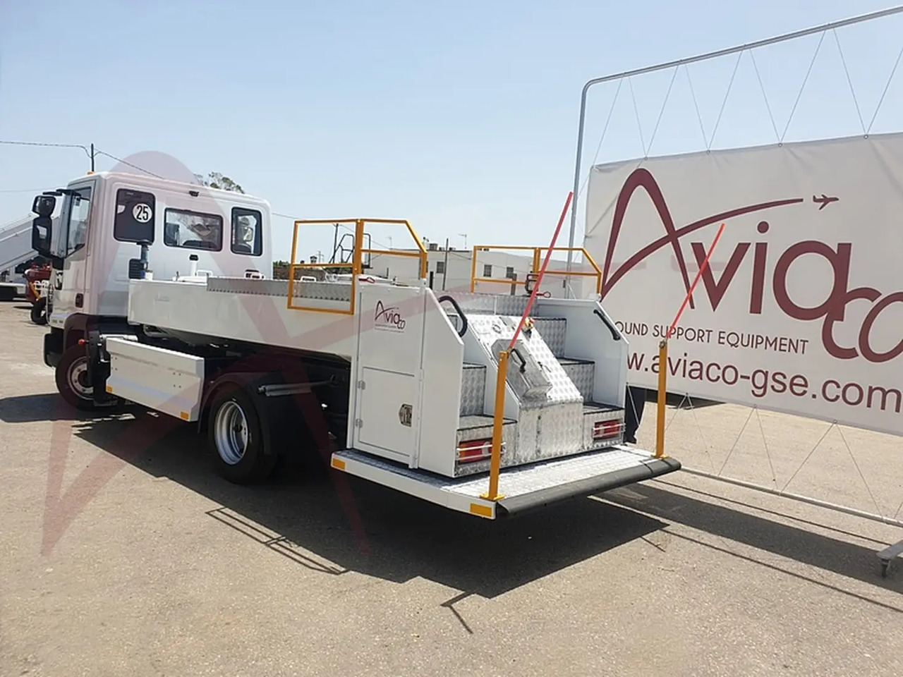 MALLAGHAN WSU 3000 - Echipamente aeroportuare: Foto 3 MALLAGHAN WSU 3000 - Echipamente aeroportuare: Foto 3