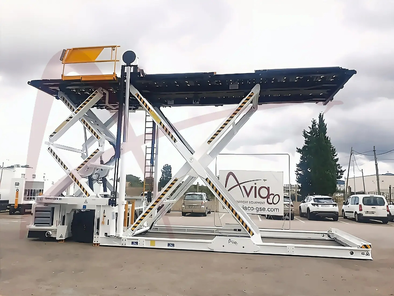 FMC COMMANDER 30i - Încărcător de containere/ Palete: Foto 4 FMC COMMANDER 30i - Încărcător de containere/ Palete: Foto 4