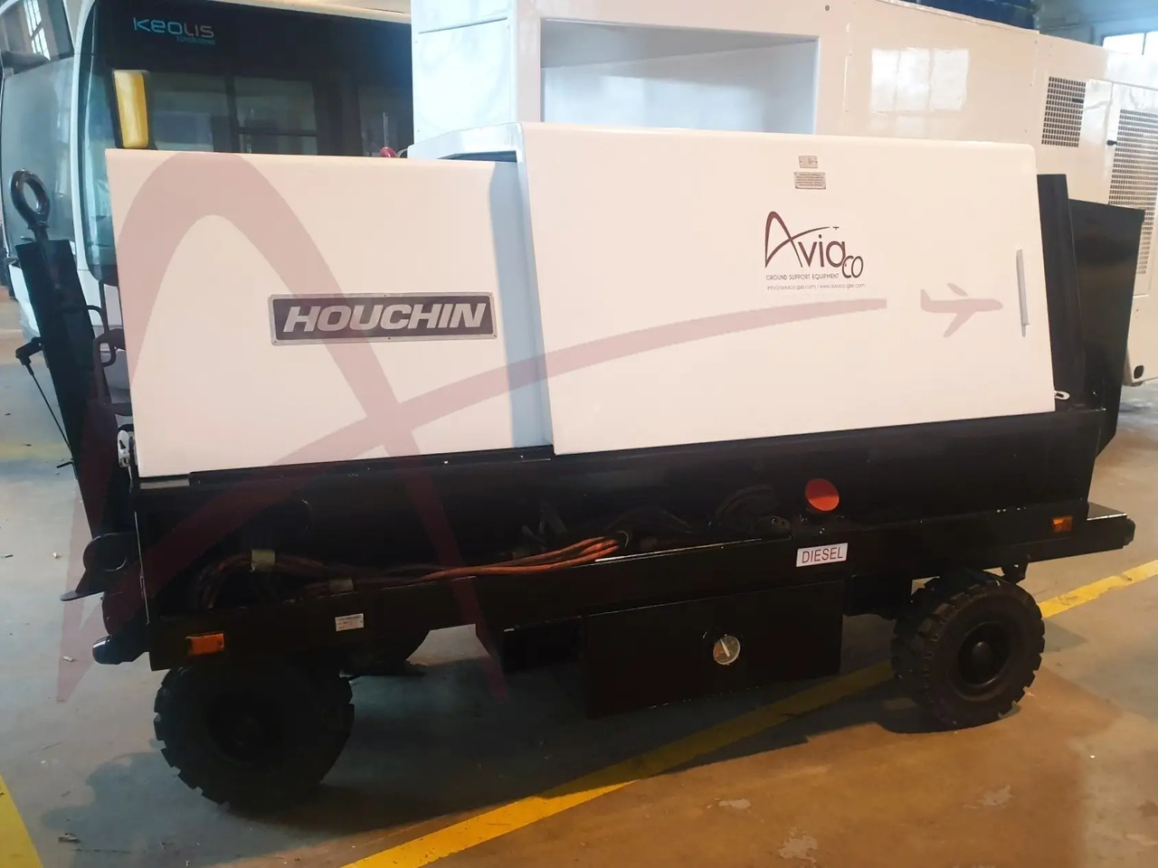 HOUCHIN 490-90 - Grup electrogen GPU: Foto 1 HOUCHIN 490-90 - Grup electrogen GPU: Foto 1