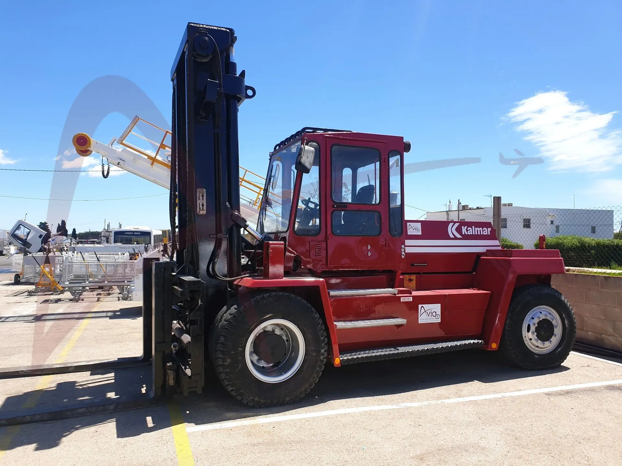KALMAR DC16-900 - Stivuitor diesel: Foto 4 KALMAR DC16-900 - Stivuitor diesel: Foto 4