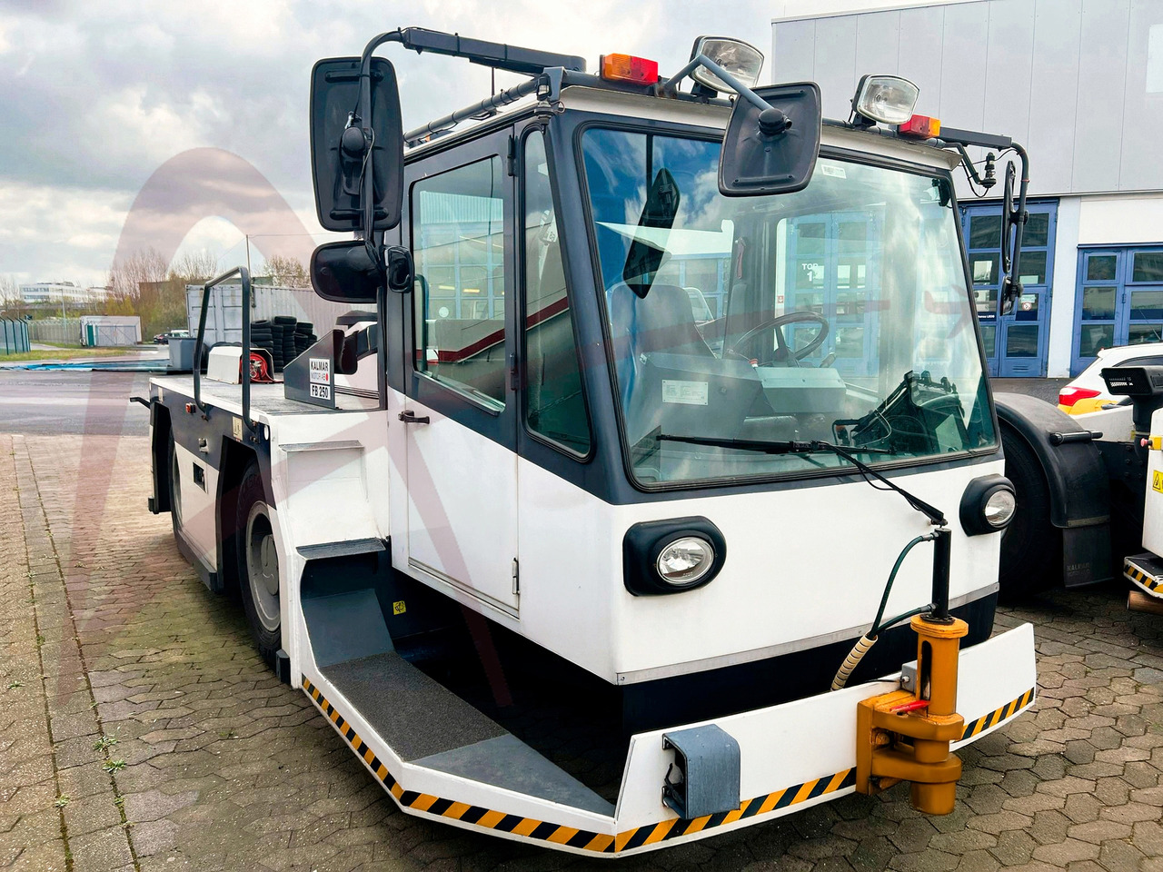 KALMAR MOTOR AB FB250 - Tractor pentru aeronave: Foto 1 KALMAR MOTOR AB FB250 - Tractor pentru aeronave: Foto 1