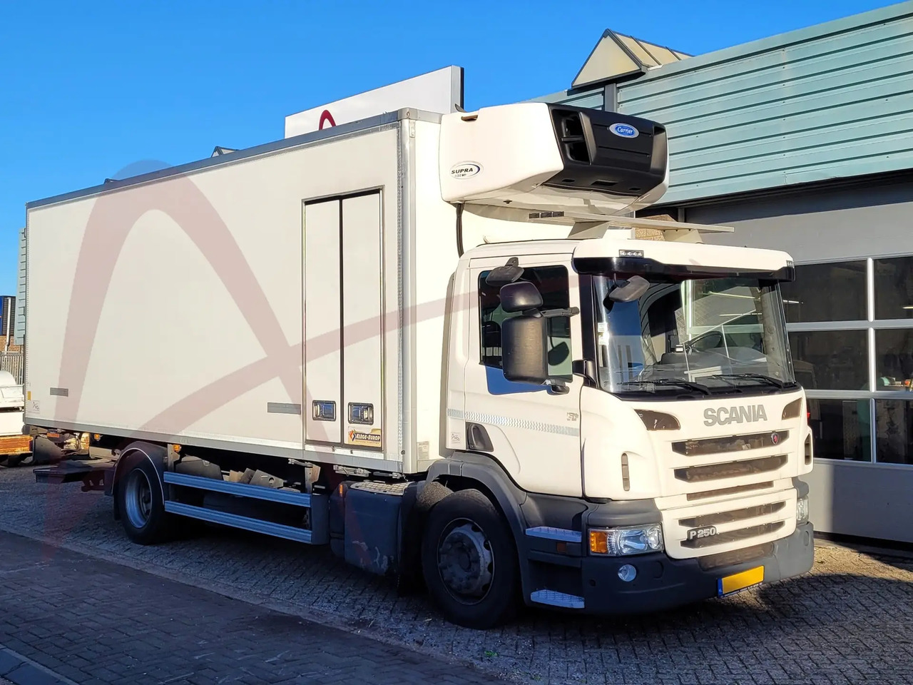 SCANIA SCANIA P250 - Camion frigider: Foto 5 SCANIA SCANIA P250 - Camion frigider: Foto 5