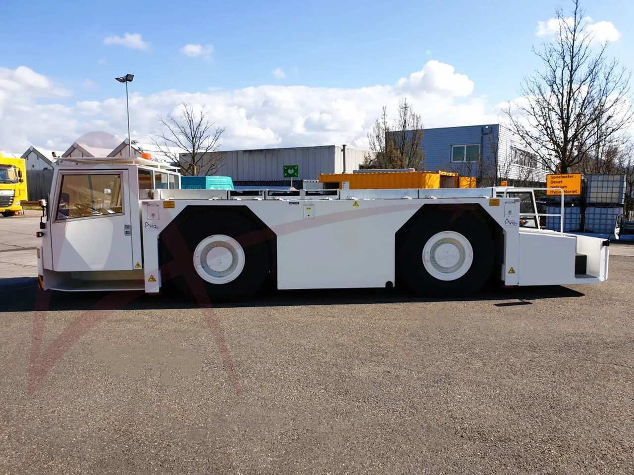 SCHOPF F396 - Tractor pentru aeronave: Foto 4 SCHOPF F396 - Tractor pentru aeronave: Foto 4