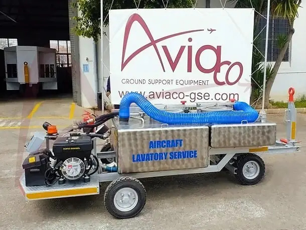 TIMSAN LSC300/700 - Vehicul de vidanjare pentru avioane: Foto 1 TIMSAN LSC300/700 - Vehicul de vidanjare pentru avioane: Foto 1
