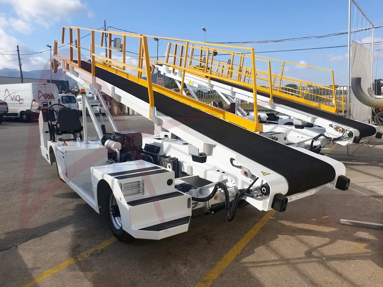TLD NBL-D - Transportor cu bandă pentru avioane: Foto 4 TLD NBL-D - Transportor cu bandă pentru avioane: Foto 4