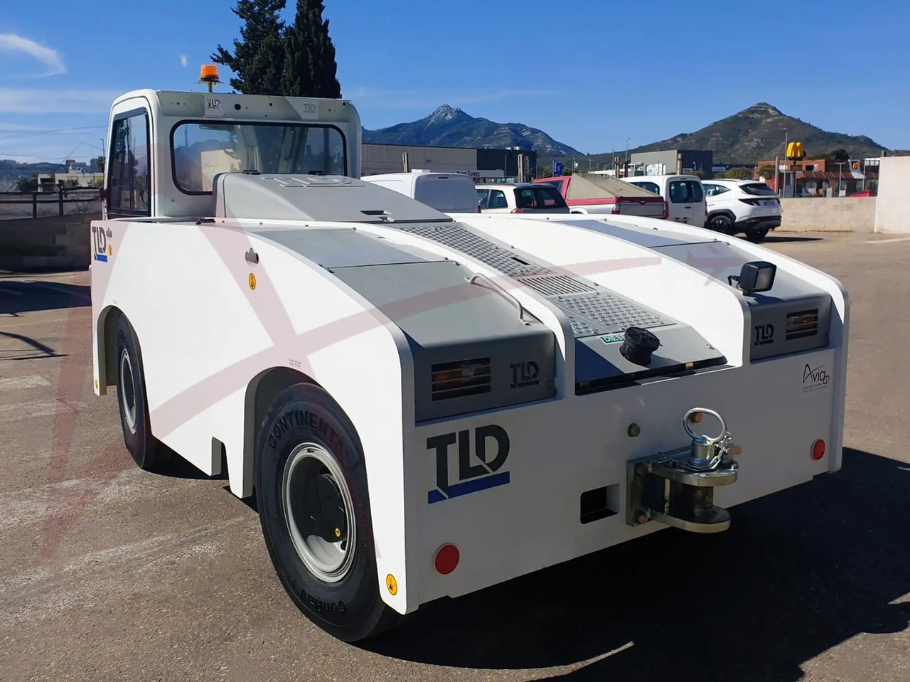 TLD TMX-150/12 - Tractor pentru aeronave: Foto 3 TLD TMX-150/12 - Tractor pentru aeronave: Foto 3