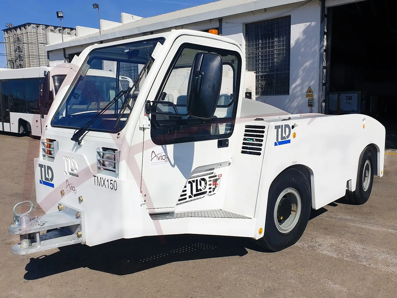 TLD TMX-150/12 - Tractor pentru aeronave: Foto 2 TLD TMX-150/12 - Tractor pentru aeronave: Foto 2