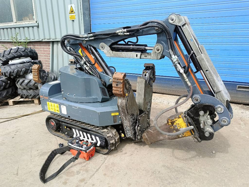 Brokk euroimplementos RDC1510 180 husqvarna robot remote - Excavator pe şenile: Foto 5 Brokk euroimplementos RDC1510 180 husqvarna robot remote - Excavator pe şenile: Foto 5